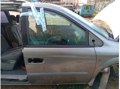 Recambio de puerta delantera derecha para chrysler voyager iv (rg, rs) 2.5 crd referencia OEM IAM 04717716AF  