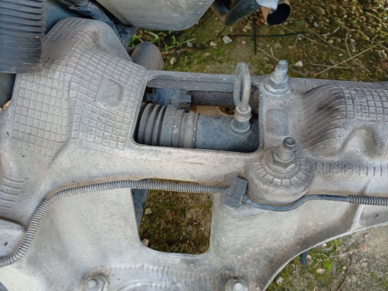 Recambio de cremallera direccion para chrysler voyager iv (rg, rs) 2.5 crd referencia OEM IAM 68072217AA  