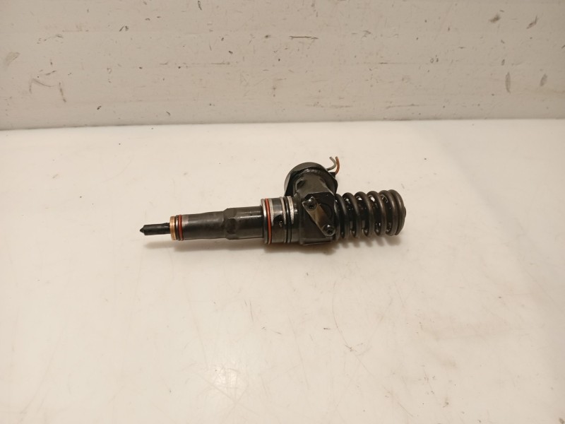 Recambio de inyector para skoda fabia i combi (6y5) 1.9 tdi referencia OEM IAM   