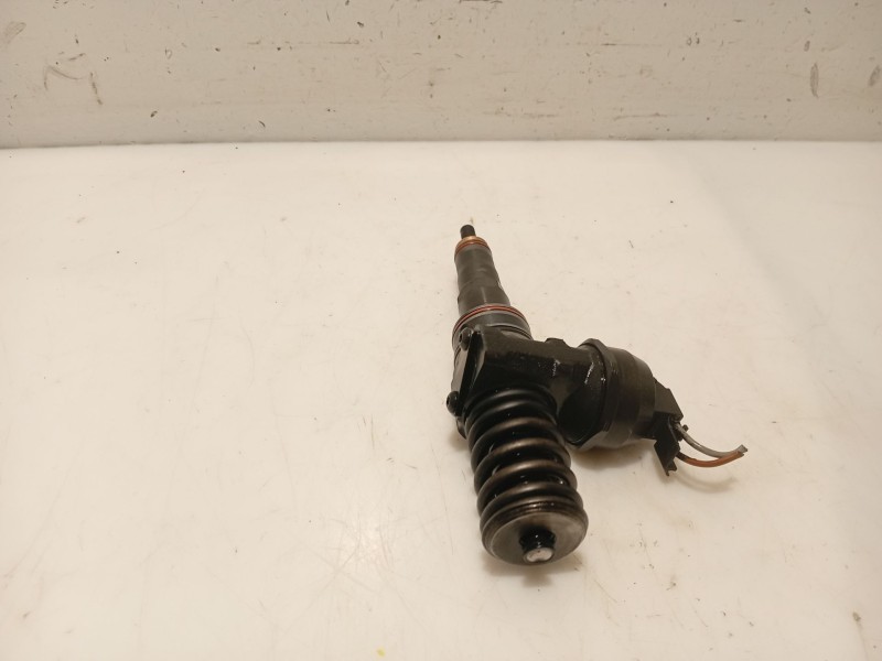 Recambio de inyector para skoda fabia i combi (6y5) 1.9 tdi referencia OEM IAM   