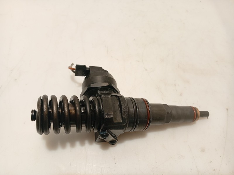Recambio de inyector para skoda fabia i combi (6y5) 1.9 tdi referencia OEM IAM   