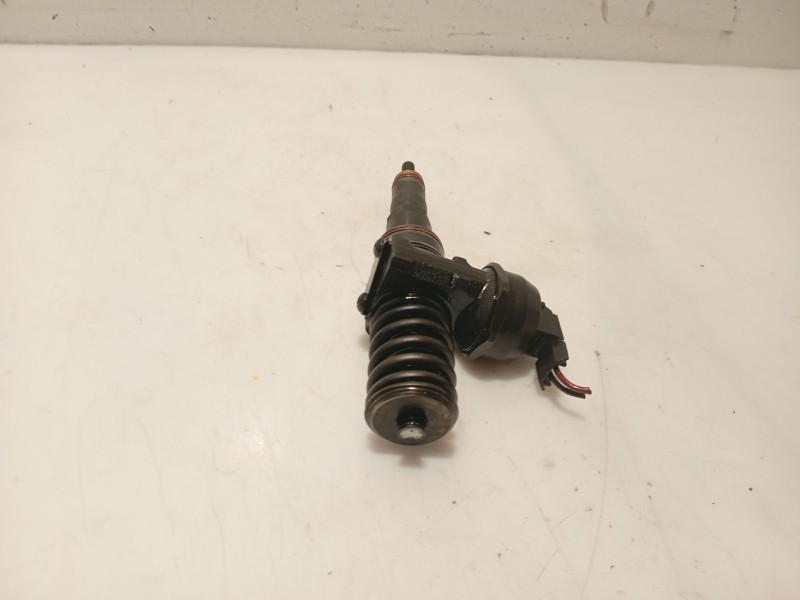 Recambio de inyector para skoda fabia i combi (6y5) 1.9 tdi referencia OEM IAM   