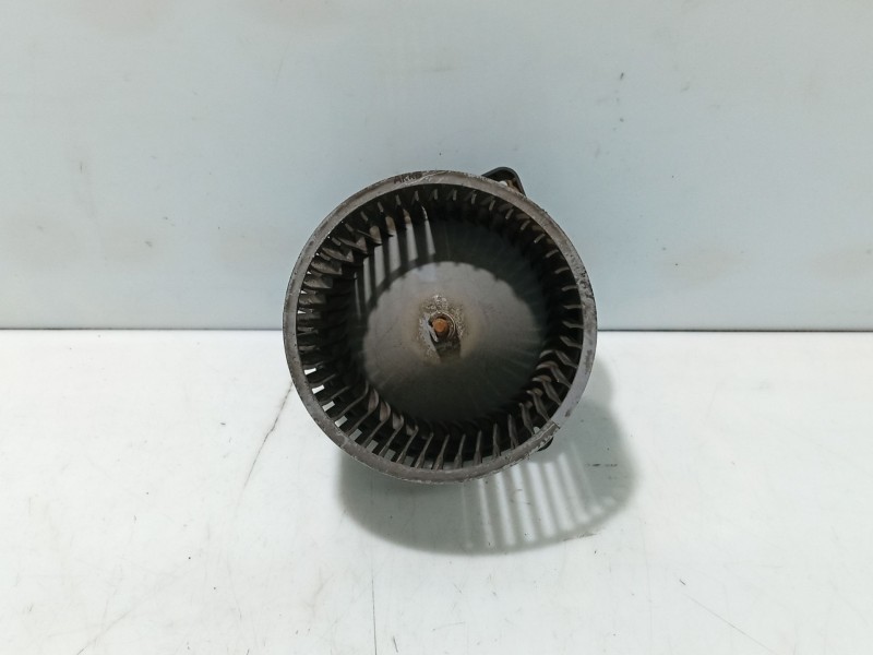 Recambio de ventilador calefaccion para hyundai trajet (fo) 2.0 crdi gls referencia OEM IAM 972303A010  