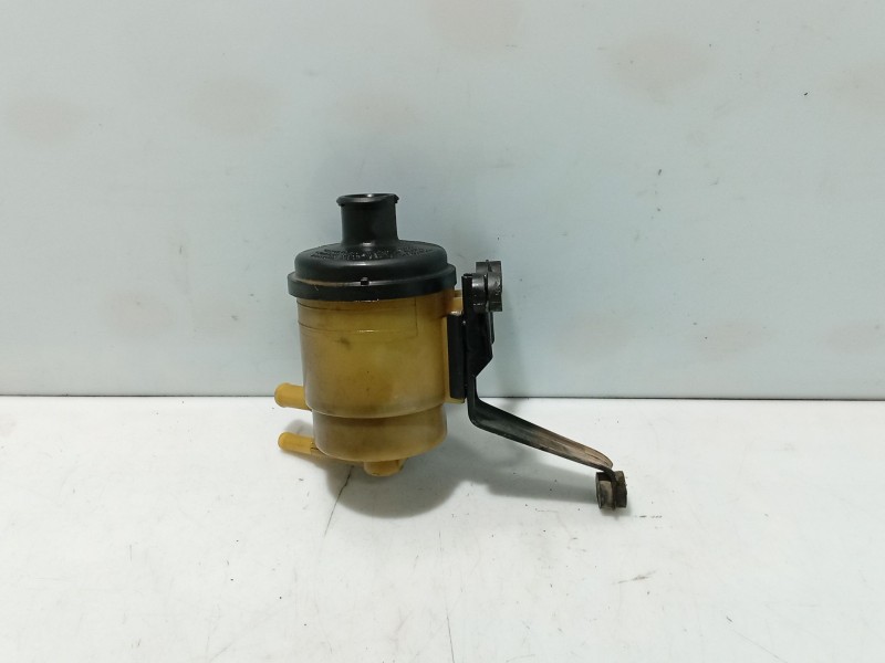 Recambio de deposito liquido direccion para hyundai trajet (fo) 2.0 crdi gls referencia OEM IAM   