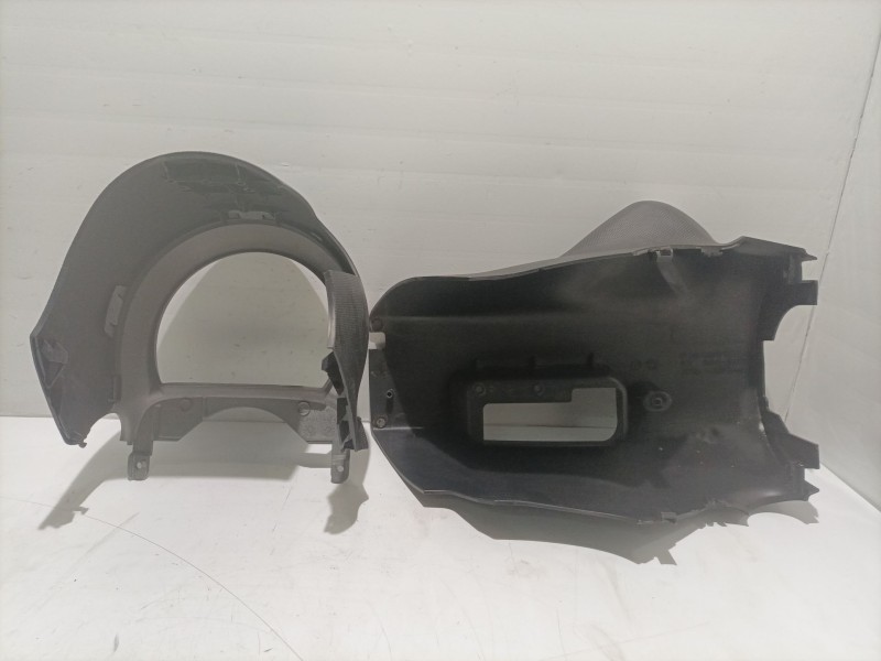 Recambio de moldura para toyota aygo (kgb/wnb) referencia OEM IAM 0H0102030 452870H010 450230H010