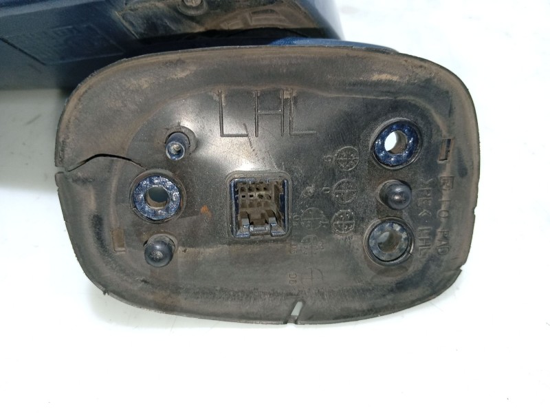 Recambio de retrovisor izquierdo para hyundai trajet (fo) 2.0 crdi gls referencia OEM IAM 876053A700  