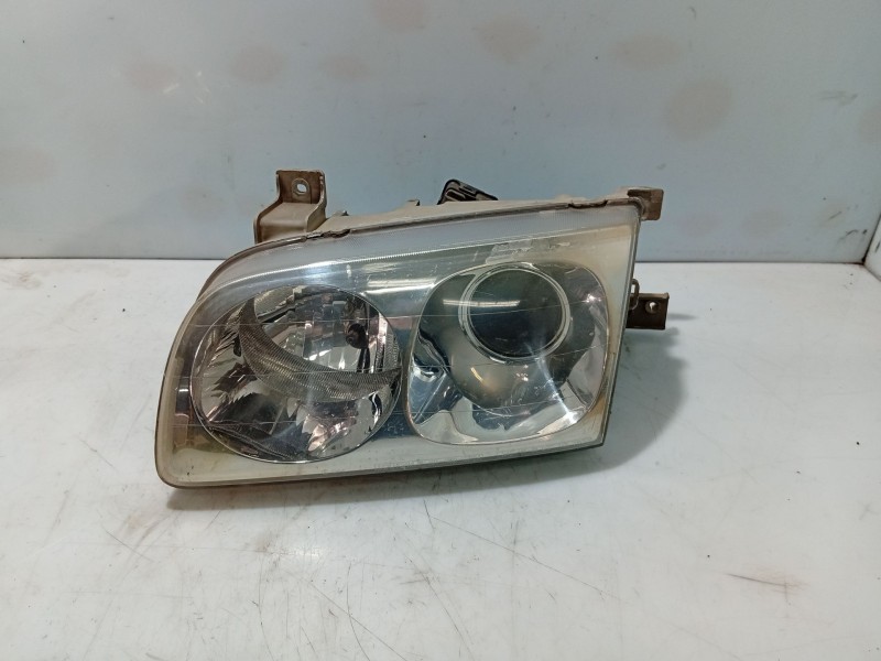 Recambio de faro izquierdo para hyundai trajet (fo) 2.0 crdi gls referencia OEM IAM 921033A020  
