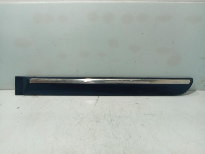 Recambio de moldura para hyundai trajet (fo) 2.0 crdi gls referencia OEM IAM   