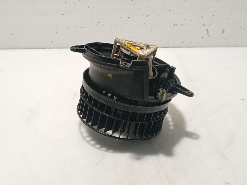Recambio de ventilador calefaccion para mercedes-benz clase c (w202) c 220 (202.022) referencia OEM IAM 0058206242  