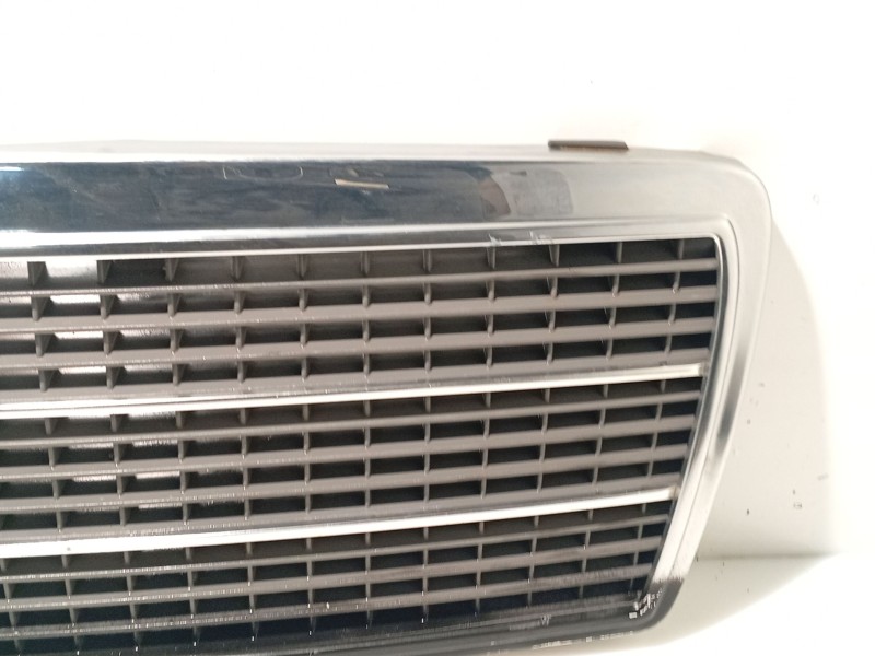 Recambio de moldura para mercedes-benz clase c (w202) c 220 (202.022) referencia OEM IAM   