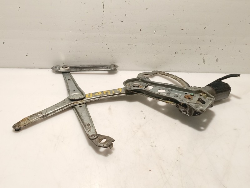 Recambio de elevalunas delantero derecho para mercedes-benz clase c (w202) c 220 (202.022) referencia OEM IAM 2027201646  