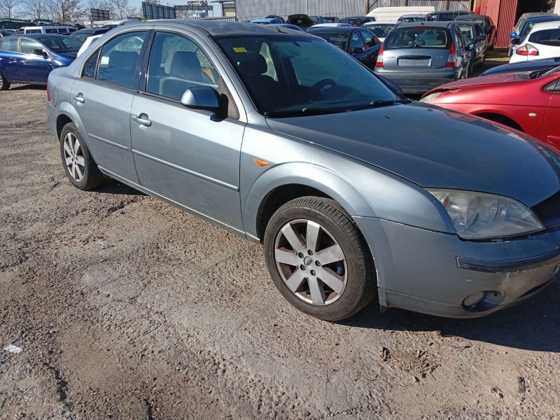 ford mondeo iii sedán (b4y) del año 2002