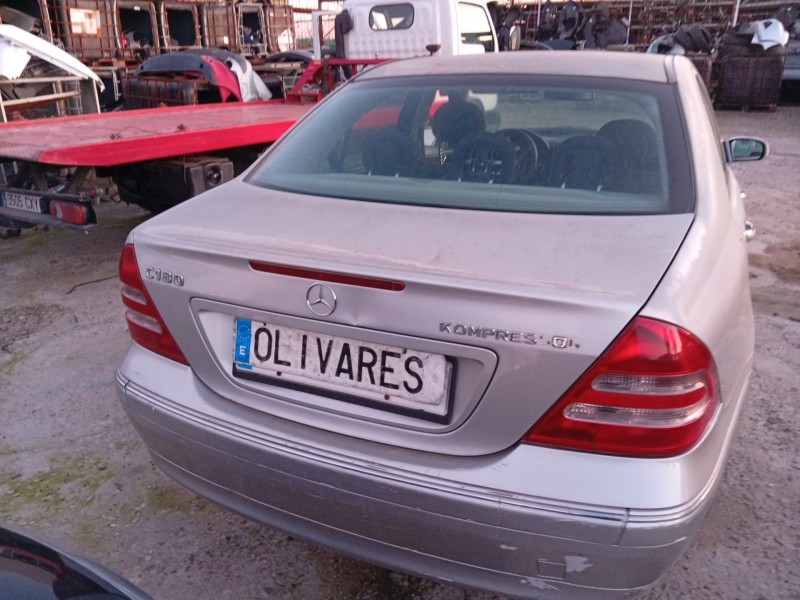 mercedes-benz clase c (w203) del año 2002