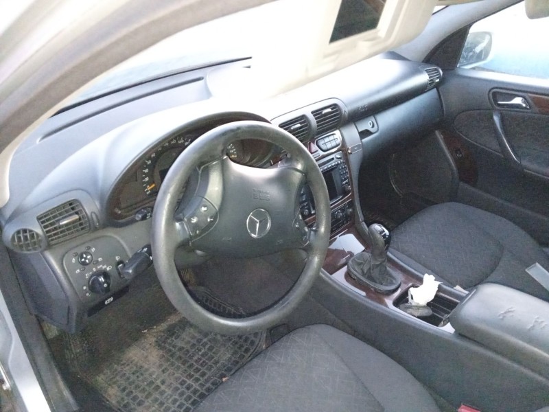 mercedes-benz clase c (w203) del año 2002