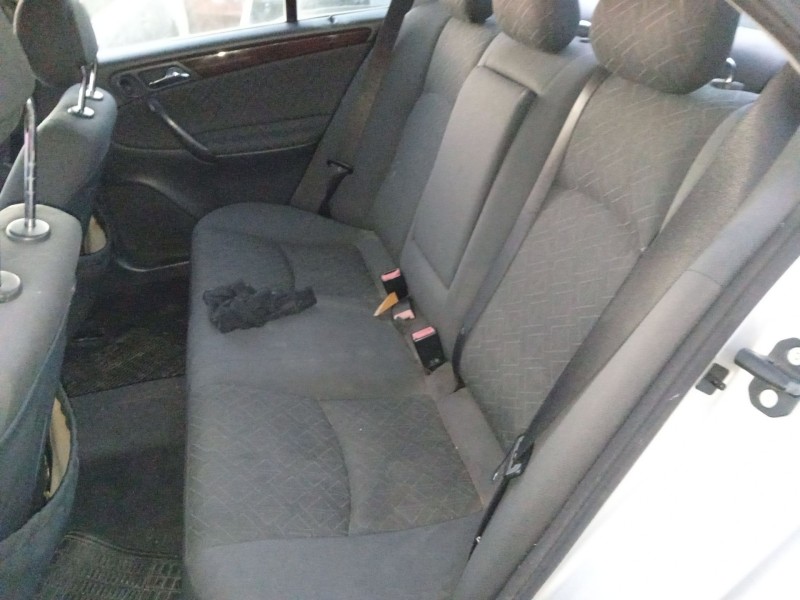 mercedes-benz clase c (w203) del año 2002