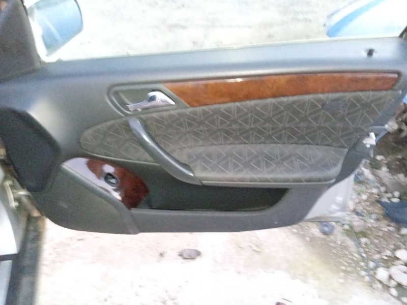 mercedes-benz clase c (w203) del año 2002