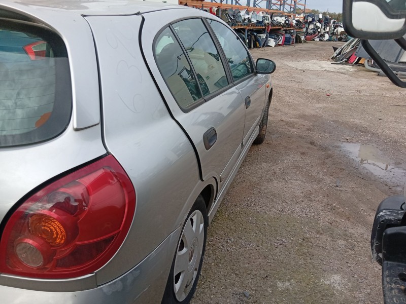 nissan almera ii hatchback (n16) del año 2003