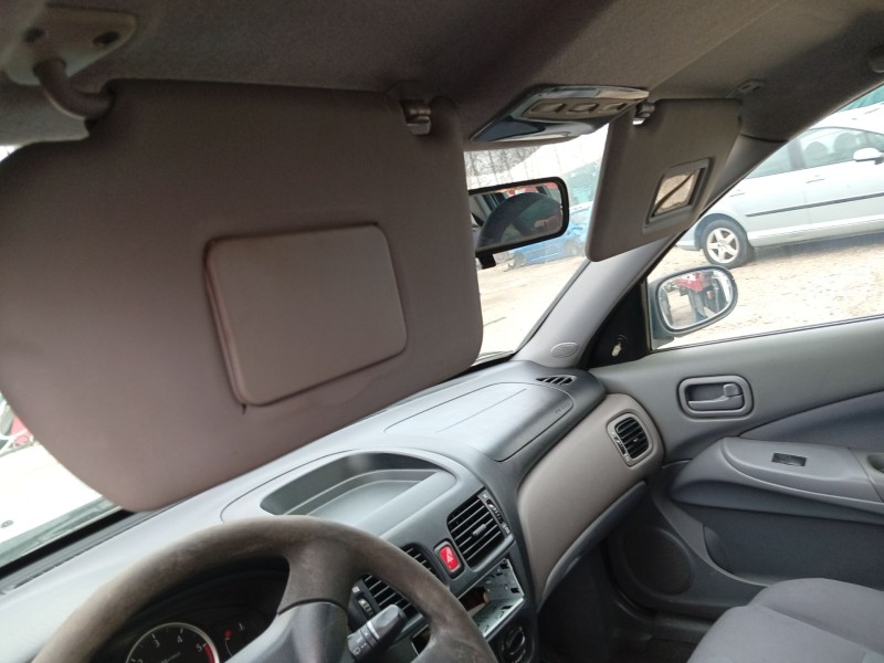 nissan almera ii hatchback (n16) del año 2003