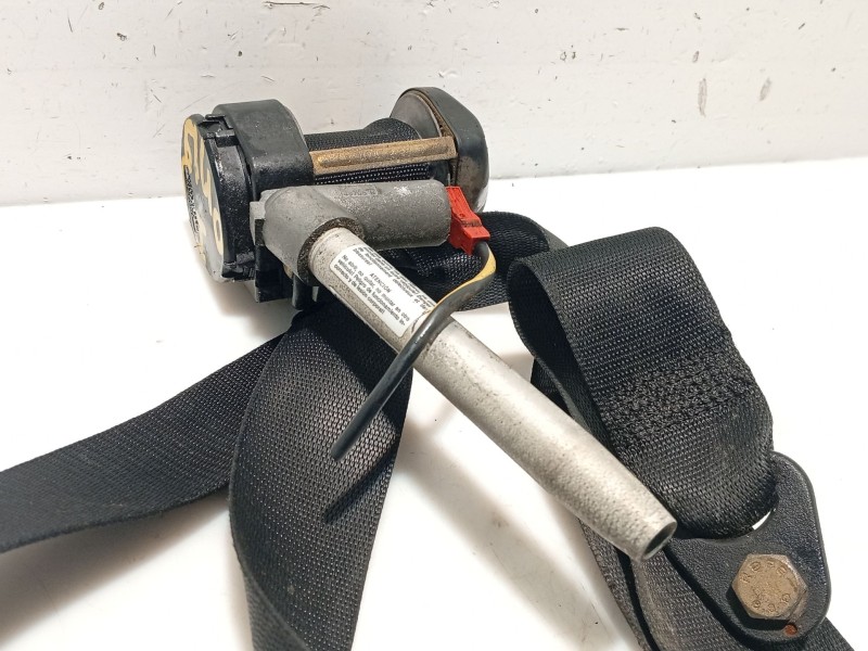 Recambio de cinturon seguridad delantero izquierdo para mercedes-benz clase c (w202) c 220 (202.022) referencia OEM IAM 20286063