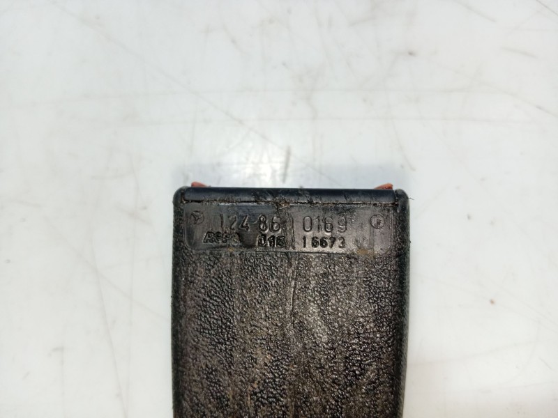 Recambio de anclaje cinturon delantero izquierdo para peugeot 307 (3a/c) 1.6 hdi referencia OEM IAM   