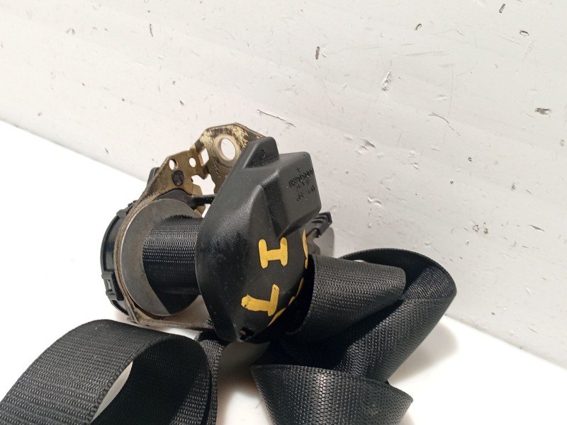 Recambio de cinturon seguridad trasero izquierdo para mercedes-benz clase c (w202) c 220 (202.022) referencia OEM IAM 2028601185