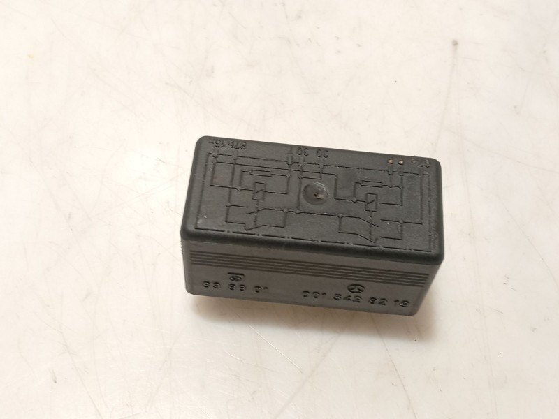 Recambio de rele para mercedes-benz clase c (w202) c 220 (202.022) referencia OEM IAM   