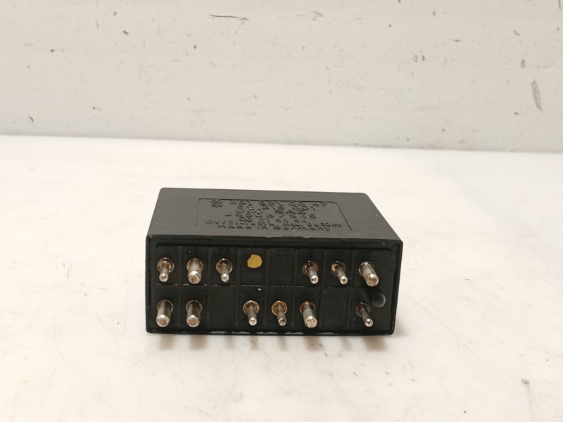 Recambio de rele para mercedes-benz clase c (w202) c 220 (202.022) referencia OEM IAM   