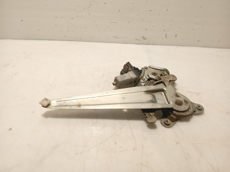 Recambio de elevalunas trasero izquierdo para toyota rav 4 iii (_a3_) 2.2 d 4wd (ala30_) referencia OEM IAM 6980442040  