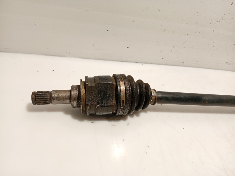 Recambio de transmision trasera izquierda para toyota rav 4 iii (_a3_) 2.2 d 4wd (ala30_) referencia OEM IAM 4233042050 42370491