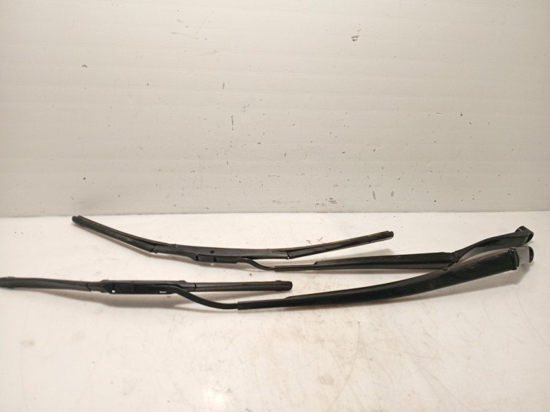 Recambio de brazo limpia delantero izquierdo para toyota rav 4 iii (_a3_) 2.2 d 4wd (ala30_) referencia OEM IAM 8522142130  