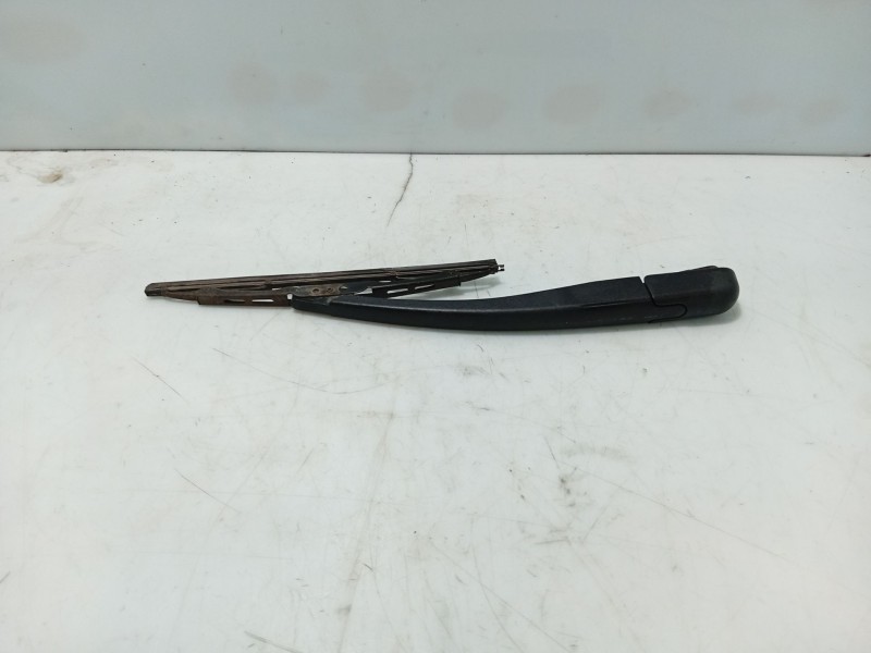 Recambio de brazo limpia trasero para peugeot 307 break (3e) 2.0 hdi 90 referencia OEM IAM 6429T8  