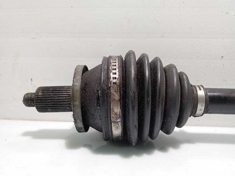 Recambio de transmision delantera izquierda para seat ibiza iii (6l1) 1.4 16v referencia OEM IAM 6Q0407271AT  