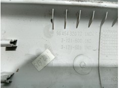 Recambio de moldura para peugeot 407 (6d_) 1.6 hdi 110 (6d9hzc, 6d9hyc) referencia OEM IAM    2