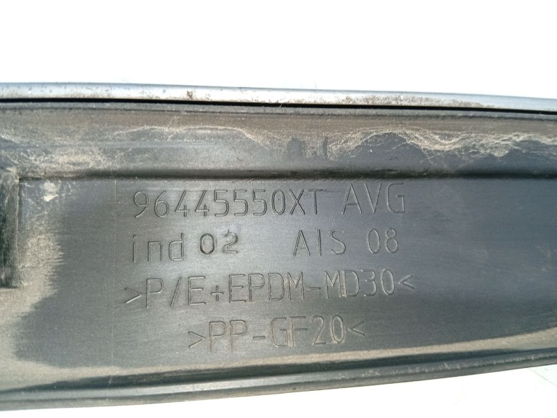 Recambio de moldura para peugeot 407 (6d_) 1.6 hdi 110 (6d9hzc, 6d9hyc) referencia OEM IAM   