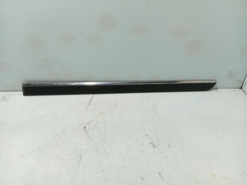 Recambio de moldura para peugeot 407 (6d_) 1.6 hdi 110 (6d9hzc, 6d9hyc) referencia OEM IAM   