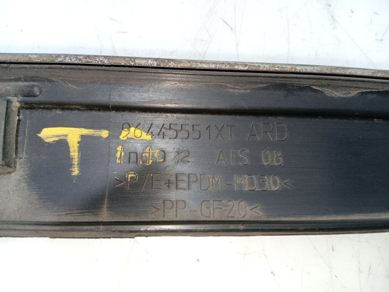 Recambio de moldura para peugeot 407 (6d_) 1.6 hdi 110 (6d9hzc, 6d9hyc) referencia OEM IAM   