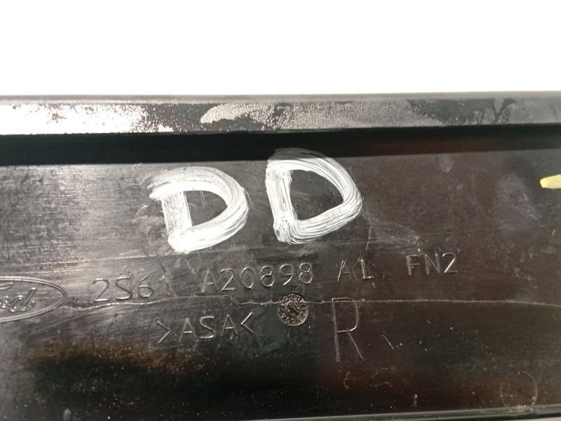 Recambio de moldura para ford fiesta v (jh_, jd_) 1.4 tdci referencia OEM IAM   