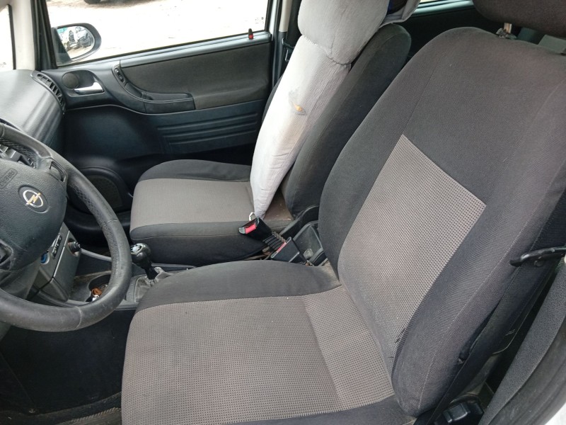 opel zafira a monospace (t98) del año 2004