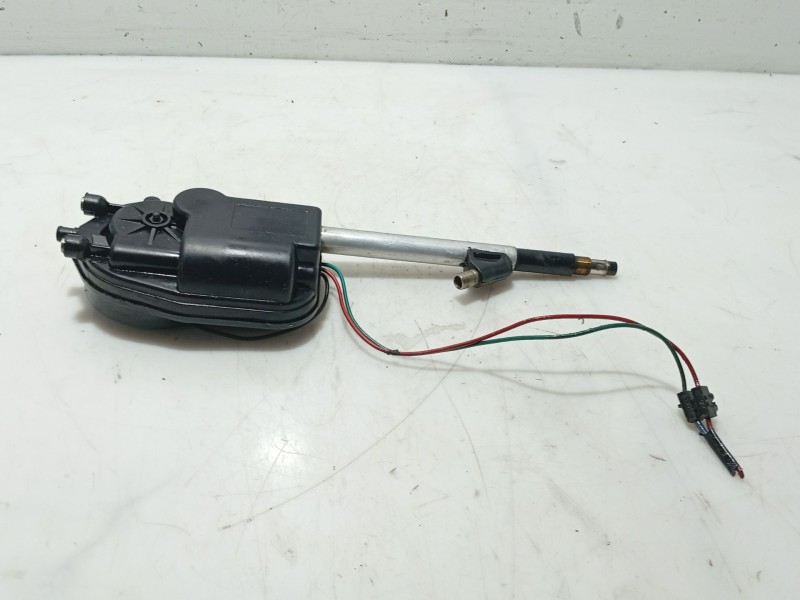 Recambio de antena para mercedes-benz 124 sedán (w124) 250 d (124.125) referencia OEM IAM   