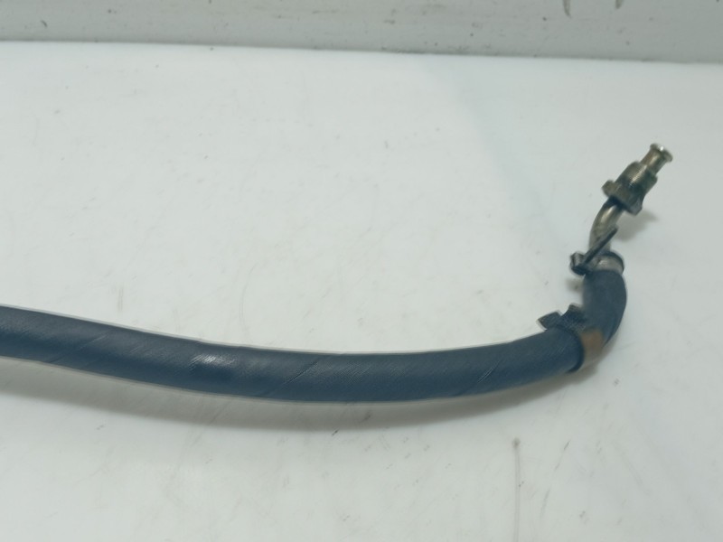 Recambio de tubo para mercedes-benz 124 sedán (w124) 250 d (124.125) referencia OEM IAM   