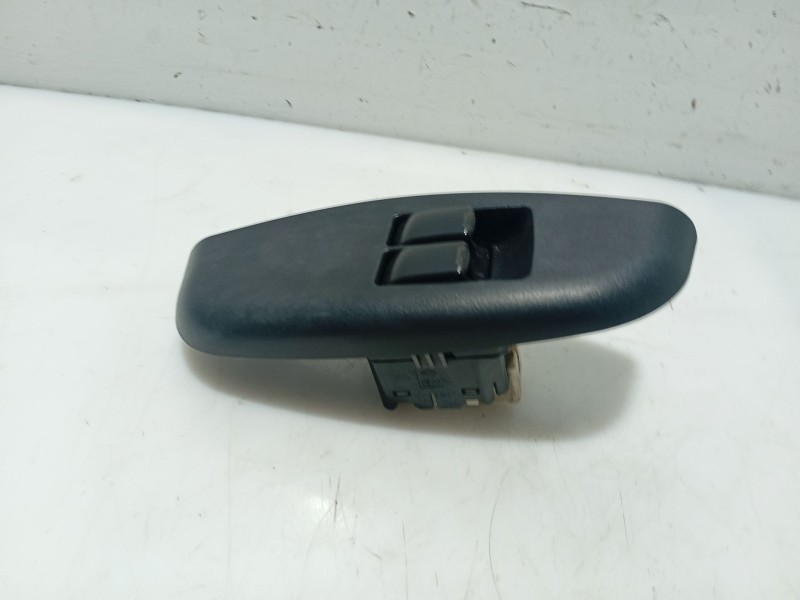 Recambio de mando elevalunas delantero izquierdo para daewoo kalos (klas) 1.4 referencia OEM IAM   