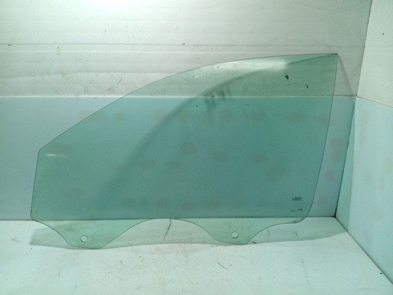 Recambio de luna delantera izquierda para volkswagen touareg (7la) referencia OEM IAM 7L0845201F  