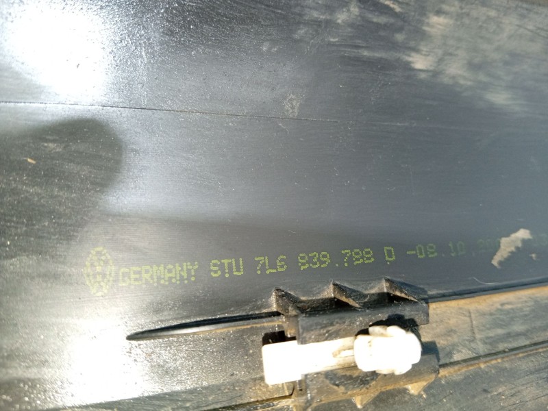 Recambio de moldura puerta trasera derecha para volkswagen touareg (7la) referencia OEM IAM   