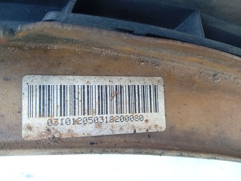 Recambio de aleta delantera derecha para volkswagen touareg (7la) referencia OEM IAM 7L6821102K  