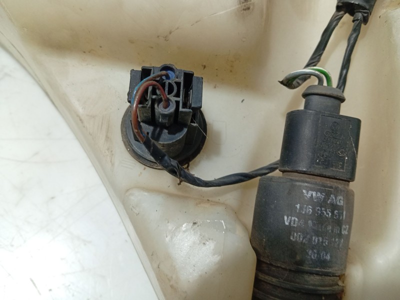 Recambio de deposito limpia para volkswagen touareg (7la) referencia OEM IAM 7L0955453F  