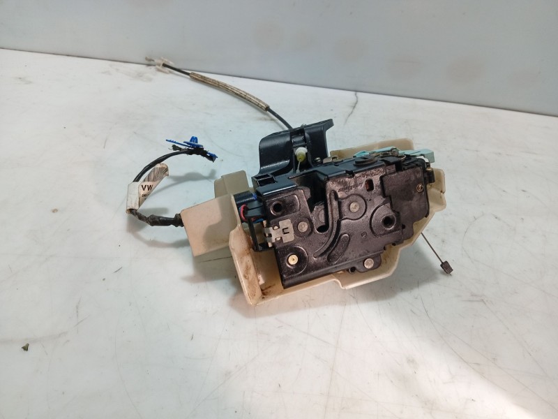 Recambio de cerradura puerta trasera derecha para volkswagen touareg (7la) referencia OEM IAM   