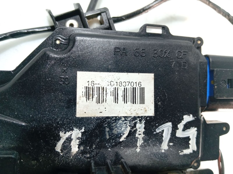 Recambio de cerradura puerta delantera derecha para volkswagen touareg (7la) referencia OEM IAM 3D1837016AC  