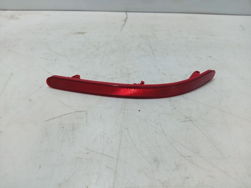 Recambio de reflector paragolpe trasero izquierdo para volkswagen touareg (7la) referencia OEM IAM   