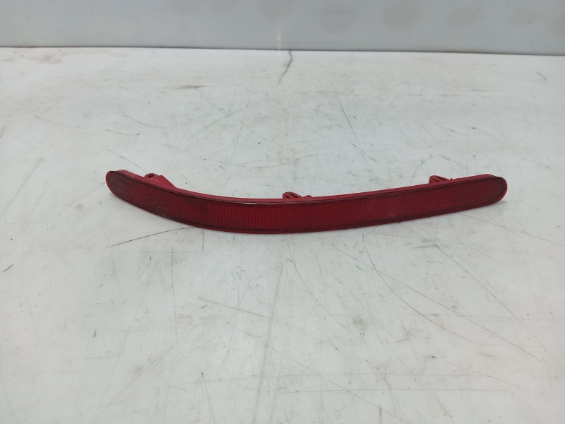 Recambio de reflector paragolpe trasero izquierdo para volkswagen touareg (7la) referencia OEM IAM   