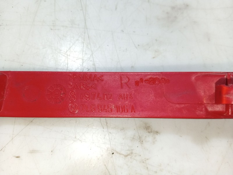 Recambio de reflector paragolpe trasero izquierdo para volkswagen touareg (7la) referencia OEM IAM   